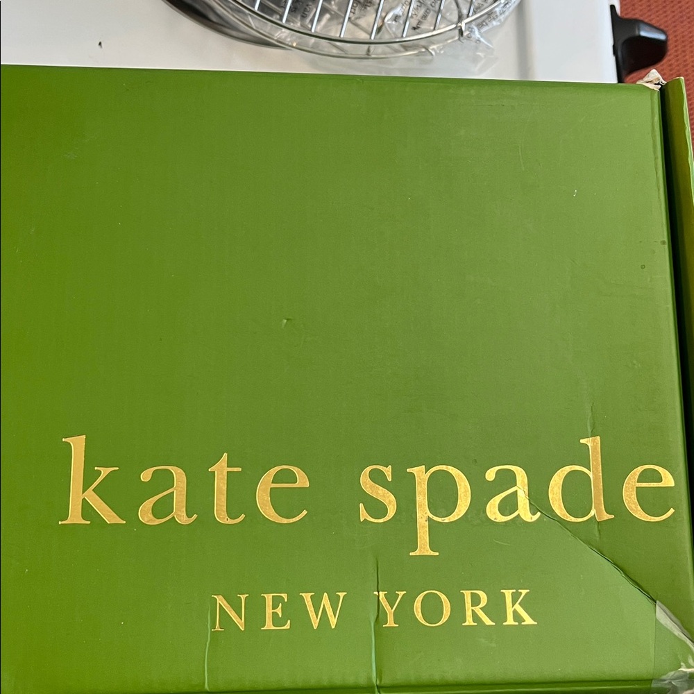 Kate Spade Mr and Mrs Crystal glasses